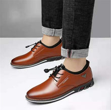 Load image into Gallery viewer, Newest Luxury Pointed Toe Casual Leather Shoes Men&#39;s Fashion Lace Up Business Dress Oxfords Solid Wedding Office Males Flats Man - Motolayo
