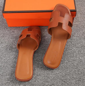 Plus Size 43 Slippers Women Summer Genuine Leather Luxury Shoes Women Designers Mule Sandals Ladies Slides